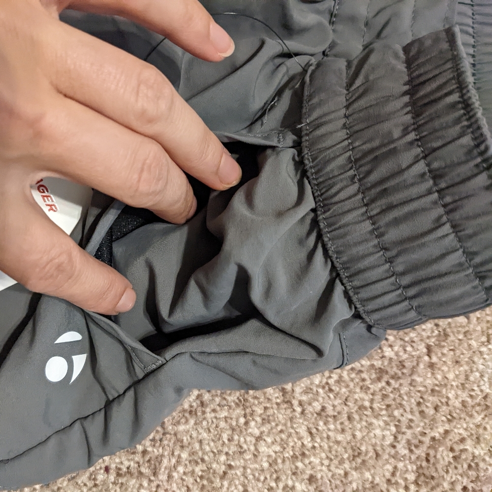Women's Bontrager Gray Dual Sport Cycling Short MTB Padding Size Small - Picture 11 of 17